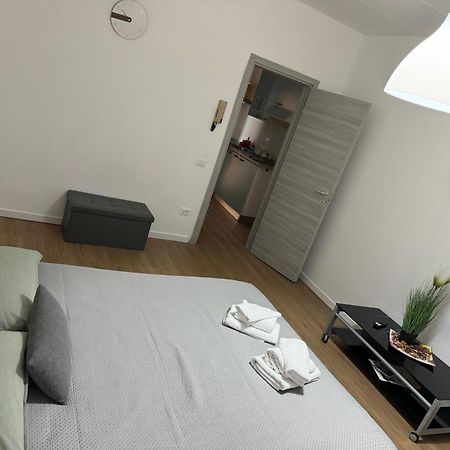 B&B Clesio & Residence Buonconsiglio Apartments เตรนโต ภายนอก รูปภาพ