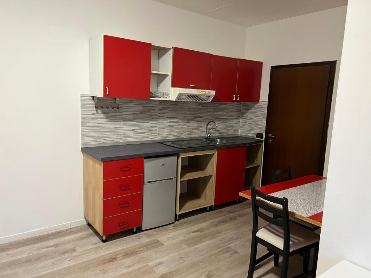 B&B Clesio & Residence Buonconsiglio Apartments เตรนโต ภายนอก รูปภาพ