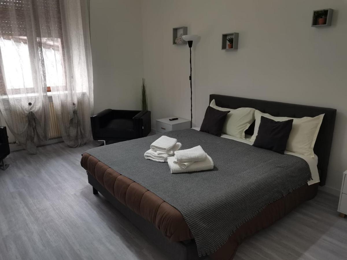 B&B Clesio & Residence Buonconsiglio Apartments เตรนโต ภายนอก รูปภาพ